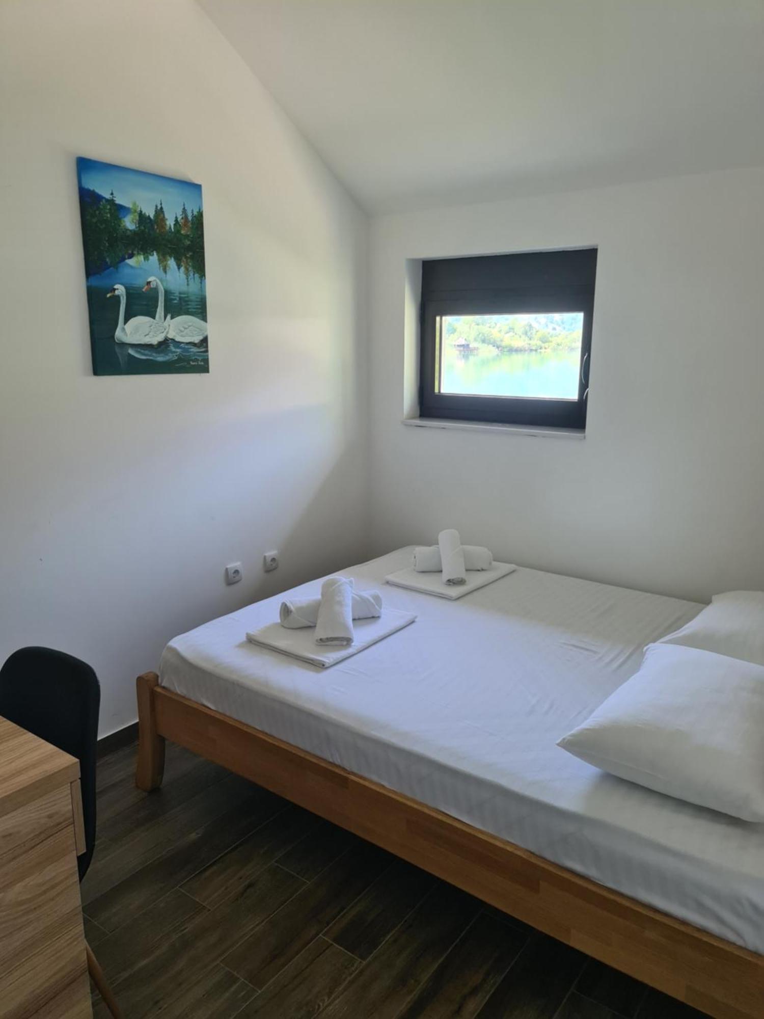 Bed and Breakfast Montekarlo Na Drini Mali Zvornik Exterior foto